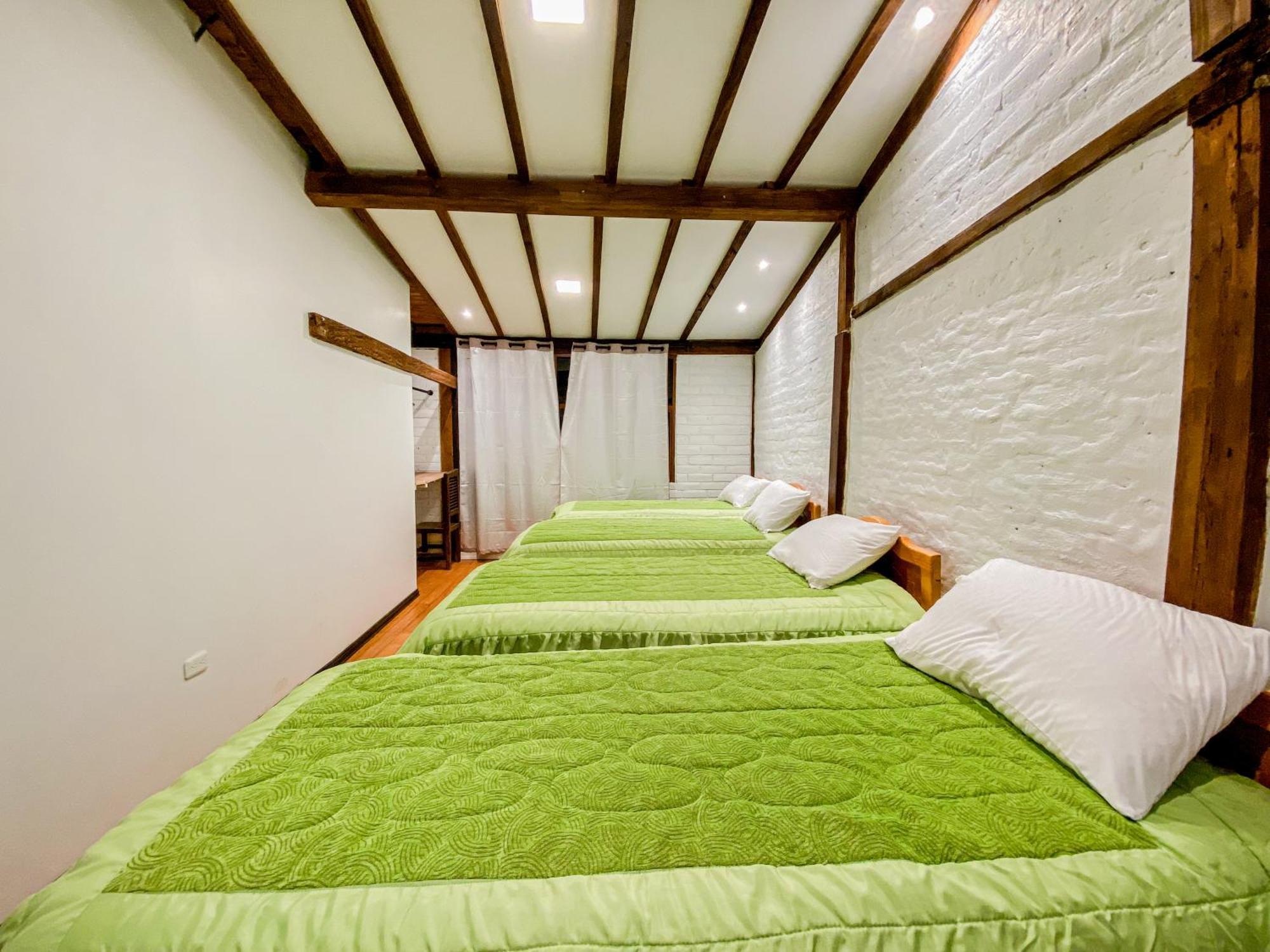 Chuza Longa Home Guamote エクステリア 写真